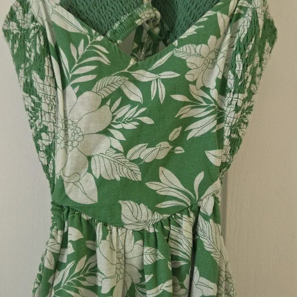 American Eagle Green White Floral Cut Out Maxi Dress‎ - Picture 5 of 9